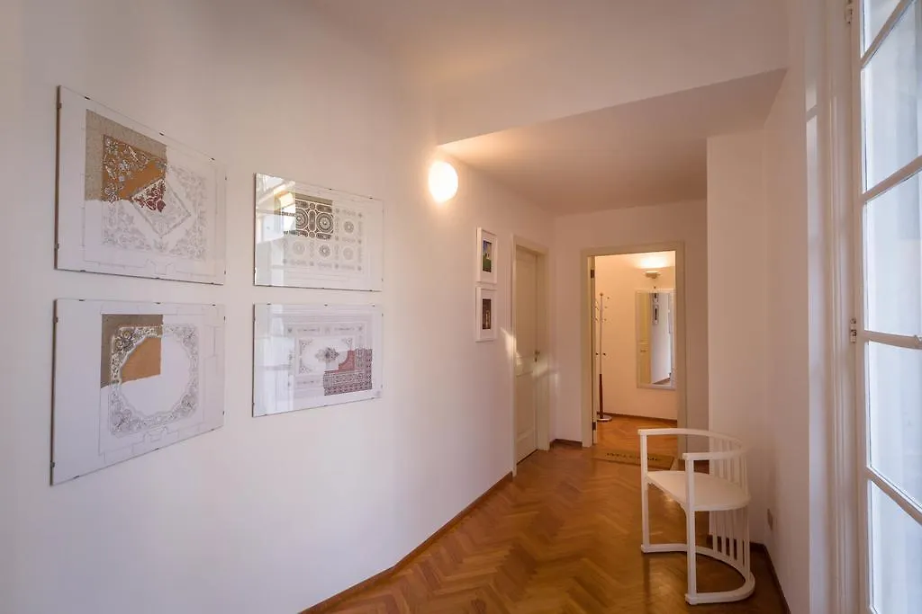 Genovahost - Appartamento Ferretto Apartment
